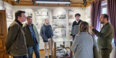 Ayvalık Alan Başkanlığı ekibinden Burhaniye Kent Arşivi’ne ziyaret