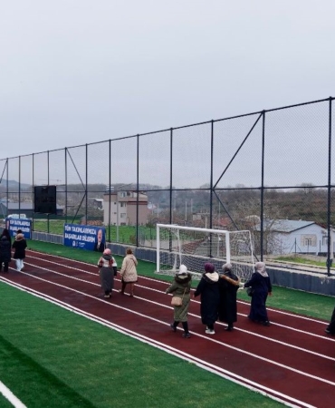 Gebze’de kadınlar sağlıklı yaşam için yürüdü