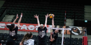 Eczacıbaşı Dynavit, Göztepe ile mücadele edecek