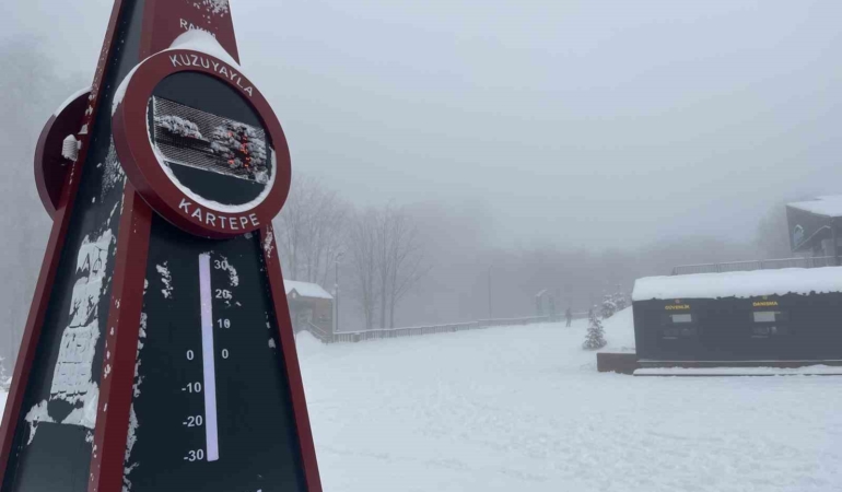 Kartepe’de kar yeniden etkisini gösterdi