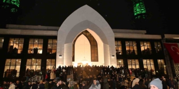 3 bin kişilik cami ilk teravihle hizmete girdi