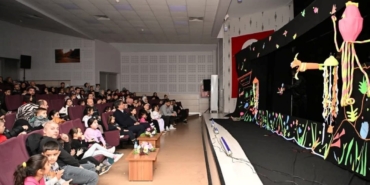 Kartepe’de çocuklar "Çevreci Balık" oyunuyla çevre bilinci kazandı