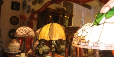 Bu kafenin kapısından giren geçmişe gidiyor