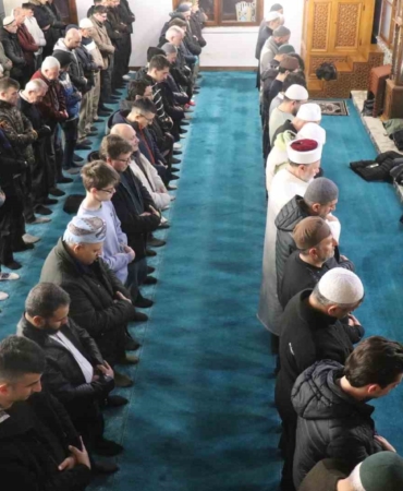 Sakarya’da ilk teravih namazı eda edildi