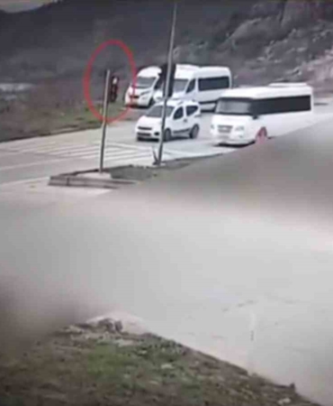 Bursa’da kırmızı ışık ihlallerine geçit yok, kameralar anbean izliyor