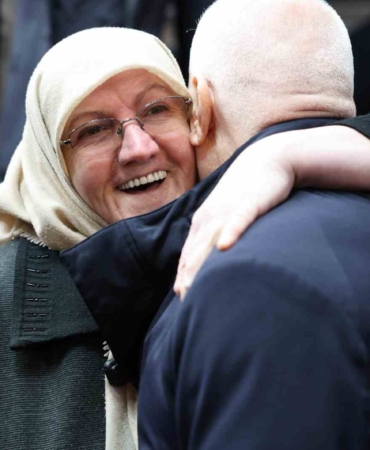 Başkan Bozbey çarşı esnafıyla bayramlaştı