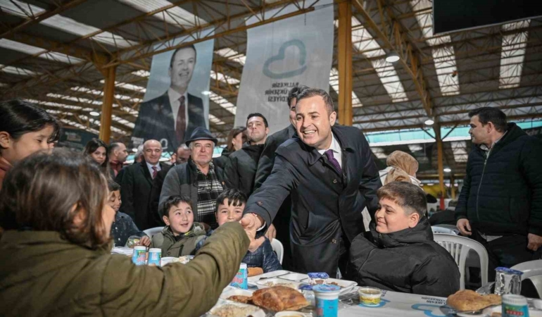 Başkan Akın Havranlı hemşehrileriyle aynı sofrada buluştu