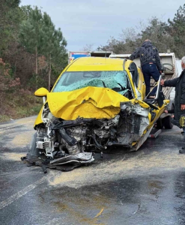 Sarıyer’de hatalı sollama zincirleme kazaya neden oldu: 1 ölü, 4 yaralı