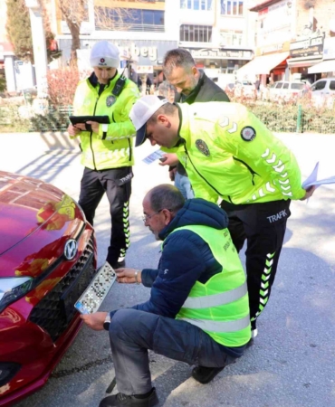 Bilecik’te standart dışı plakalara yönelik denetim