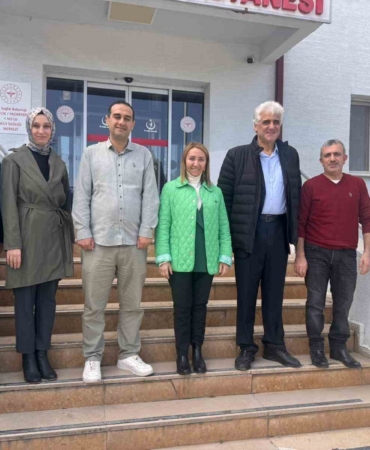 Başkan Tekin’den sağlık çalışanlarına vefa dolu ziyareti