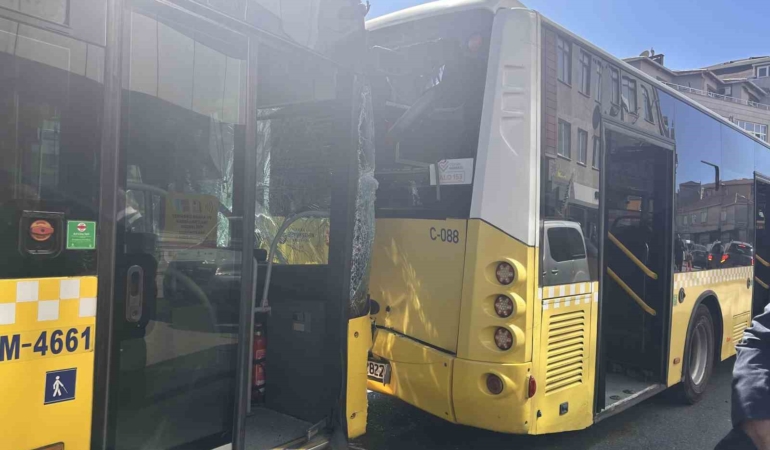 Ataşehir’de İETT otobüsleri çarpıştı: 1 yaralı