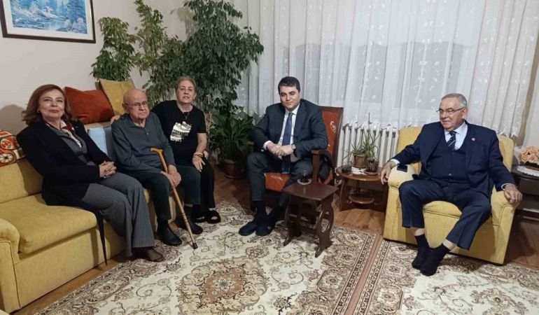 Köşe yazarı ve siyasetçi Mustafa Koçal vefat etti