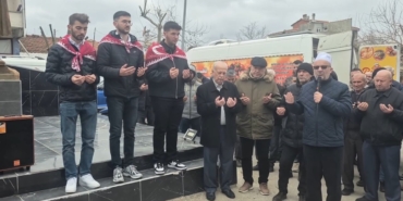 Kınalı kuzular dualarla askere uğurlandı