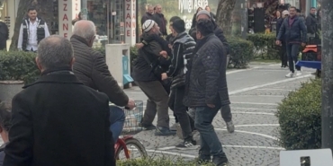 Lüleburgaz’da çocuklar kavga etti, vatandaş güçlükle ayırdı