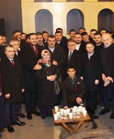 Bakanlar Akın Gürlek ve Yusuf Tekin ateş başında vatandaşlarla buluştu