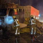 Tuzla’da korkutan tır yangını