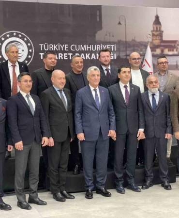 Ticaret Bakanı Bolat, Uluslararası Ayakkabı Moda Fuarı’nda konuştu