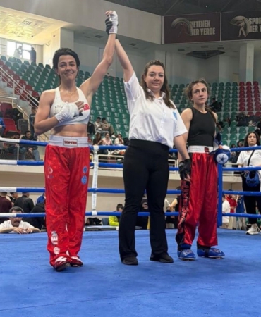 Bağcılar Belediyesi personeli, Kick Boks’ta Türkiye şampiyonu oldu