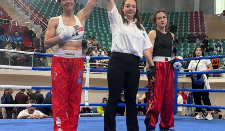 Bağcılar Belediyesi personeli, Kick Boks’ta Türkiye şampiyonu oldu