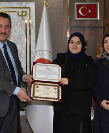 Bilecik’te hafızlık icazet belgeleri sahiplerine takdim edildi