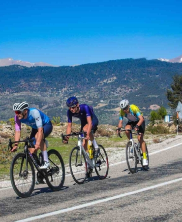 AKRA Gran Fondo Antalya’da pedallar ‘Yeşil Gelecek’ için dönecek