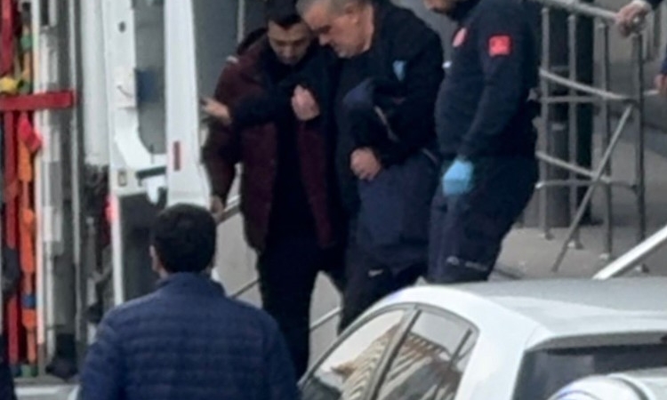 Başkan Bozbey’in de dahil olduğu soruşturmada gözaltındaki müteahhit fenalaştı, ambulansla hastaneye kaldırıldı