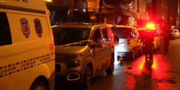 Sancaktepe’de seyir halindeki otomobilden silahlı saldırı: 1 yaralı