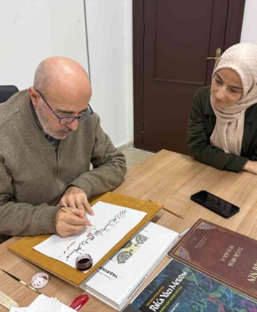 Esenyurt’ta yeni hattatlar yetişiyor