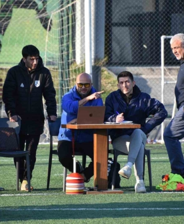 Büyükşehir Belediyespor altyapı futbolcularına bilimsel performans analizi