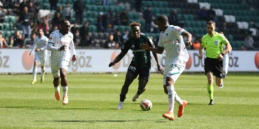 Trendyol Süper Lig: Kocaelispor: 1 - Konyaspor: 2 (Maç sonucu)