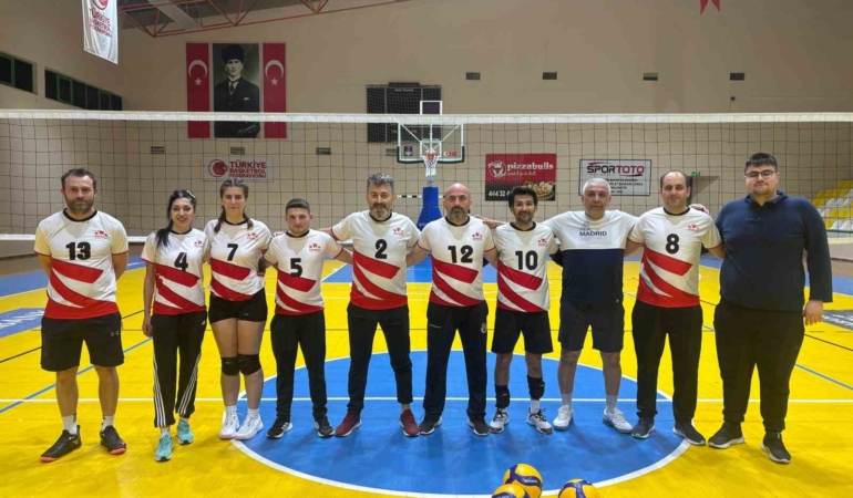 Burhaniye’de Ramazan coşkusuna spor heyecanıda eşlik ediyor