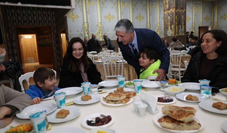 Dilovası’nda gençlik iftarı