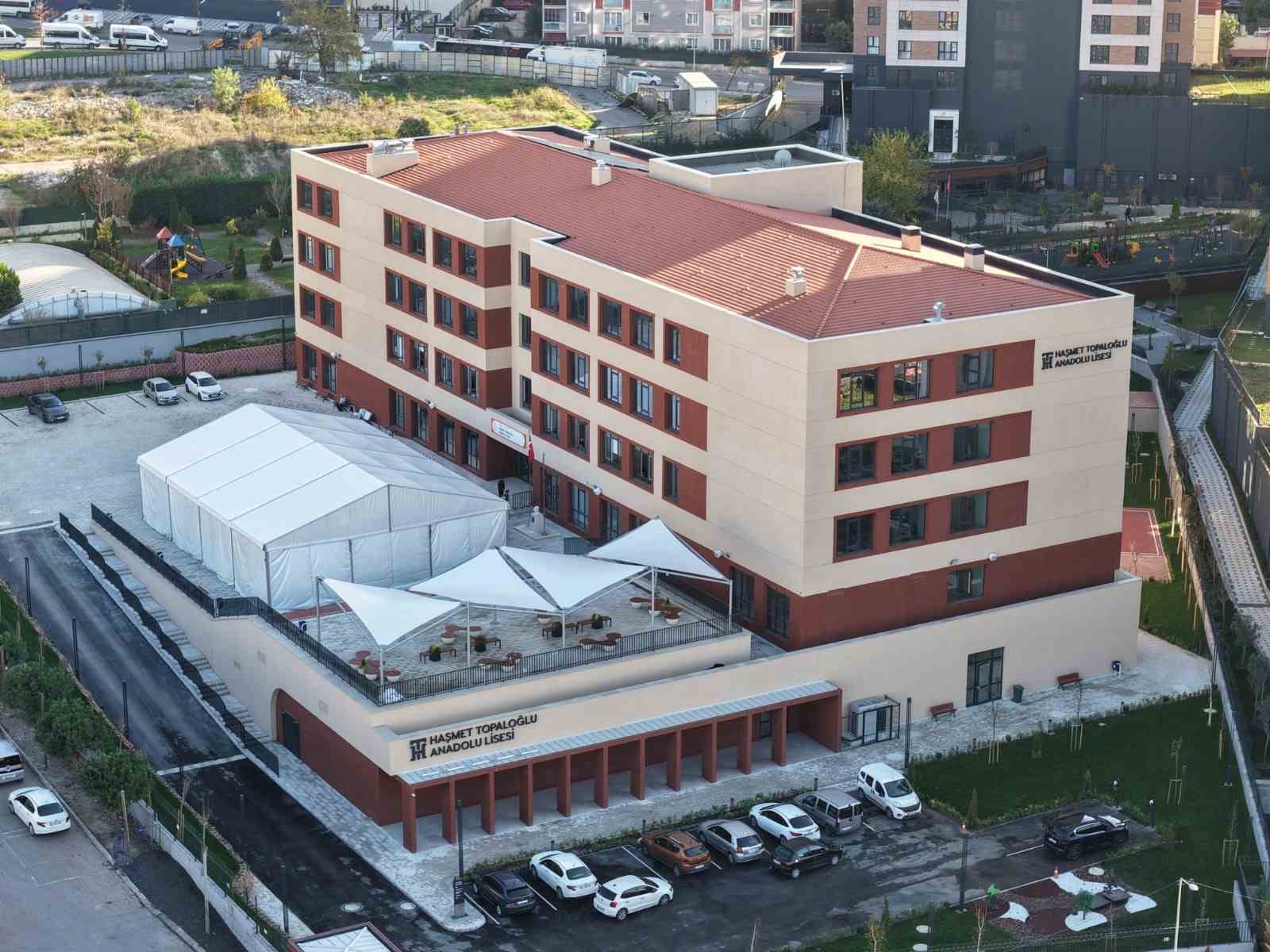 Bağcılar’da eğitime büyük yatırım: Aynı anda 7 yeni okulun inşaatı devam ediyor