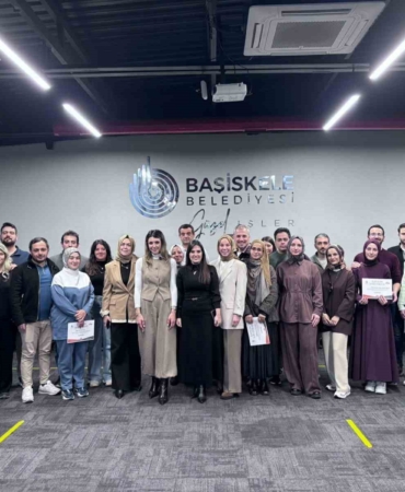 Başiskele’de çiftler 27’nci Evlilik Okulu’nda buluştu