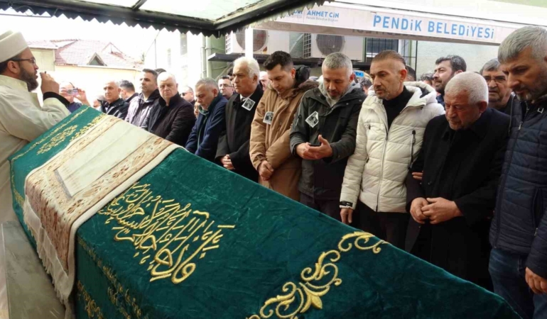 Pendik’te otopark kavgasında hayatını kaybeden Hüseyin Teke son yolculuğuna uğurlandı