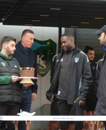 Cafumana Show’a doğum günü sürprizi