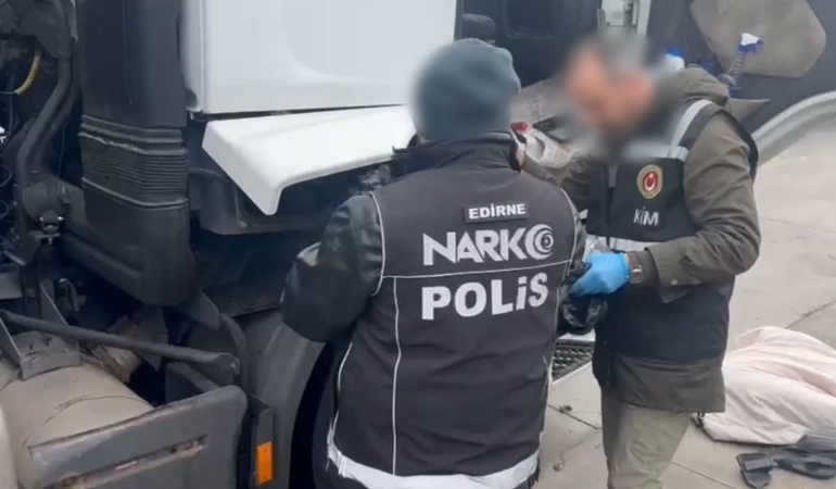 Tırda 53 kilogram uyuşturucu ele geçirildi