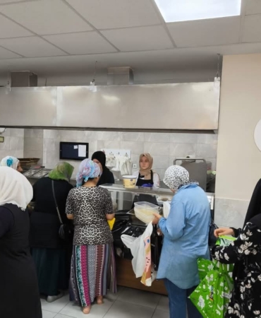Karacabey Belediyesi’nden binlerce vatandaşa destek
