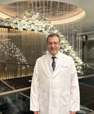 Erkeklerde diş estetiğinde yeni moda: Grillz