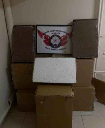 Bilecik’te kaçak sigara operasyonu: 125 bin adet sarma sigara ele geçirildi