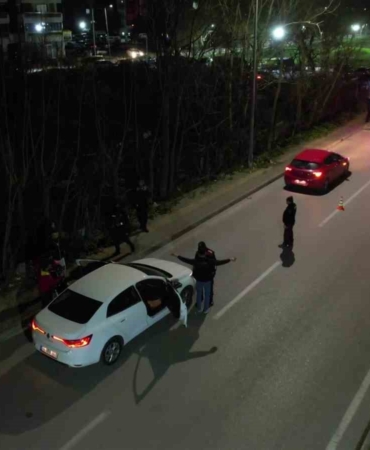 Bursa’da yer değiştiren ‘piyasacılara’ polis baskını