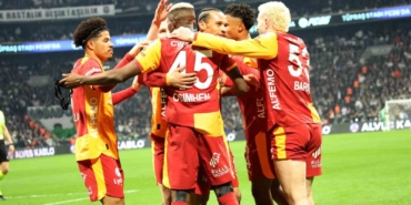 Galatasaray bu sezon ilk kez derbi kazandı