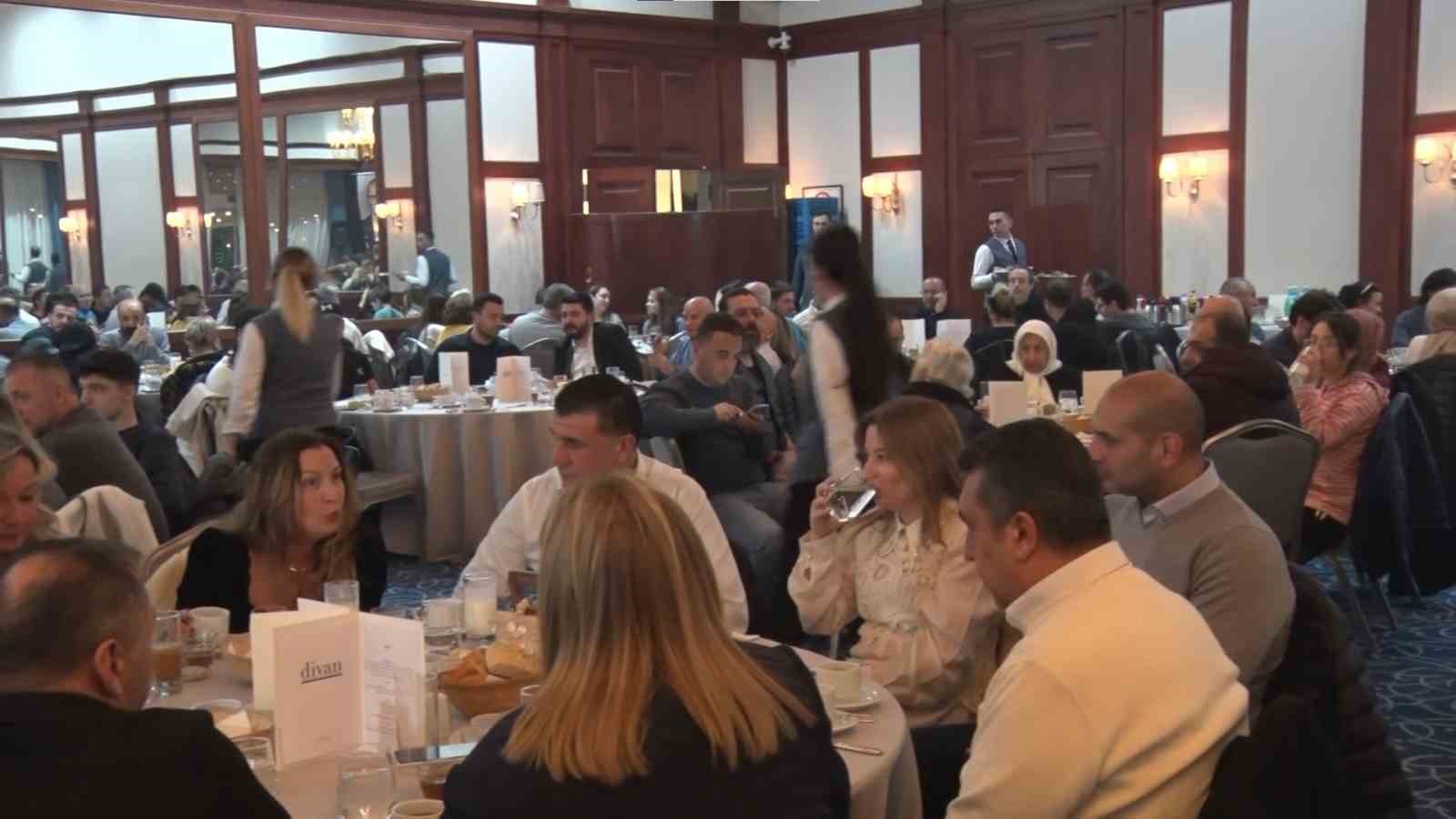 Fenerbahçeli boksörler iftarda buluştu