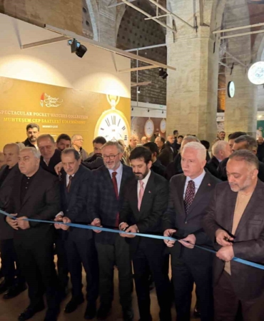 İstanbul’da zamanın 400 yıllık hikayesi sergileniyor