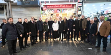 BTSO Başkanı Burkay, tarihi çarşıda esnafla buluştu