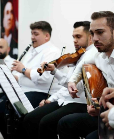 Yeni konser salonu hizmete müzikal tören ile açıldı