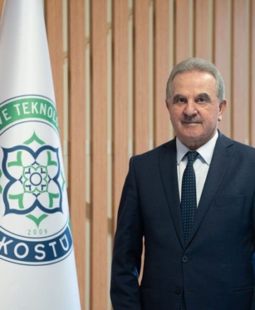 İsmini taşıyan üniversite kampüsünü kira artışı için dava etti