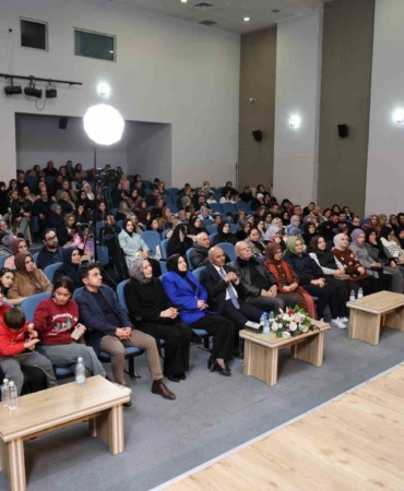 Yazar Hayati İnanç, Körfez’de vatandaşlarla buluştu