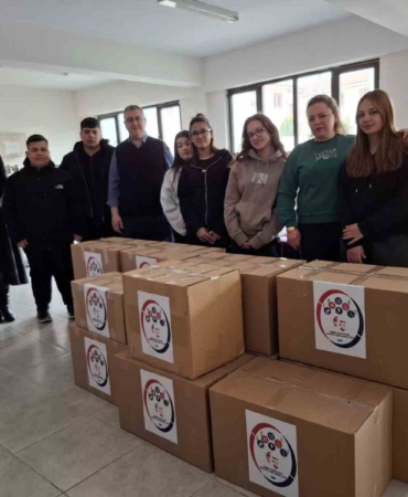 Nilüfer Hatun MTAL öğrencileri harçlıklarını iyiliğe dönüştürdü