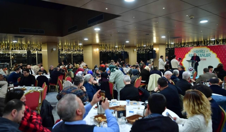 Fatih Belediyesi basın mensuplarını sahur sofrasında ağırladı